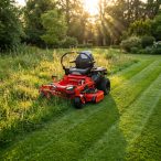   Ariens IKON 52” Kawasaki Zeroturn fűnyírótraktor – 726 cm³, 132 cm vágószélesség